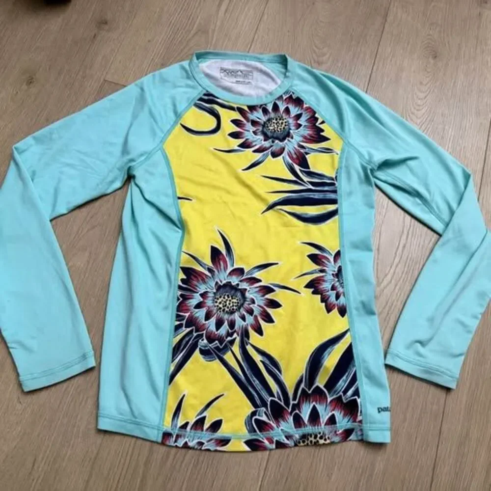 Patagonia Long Sleeve Rash Guard size large 12 youth kids